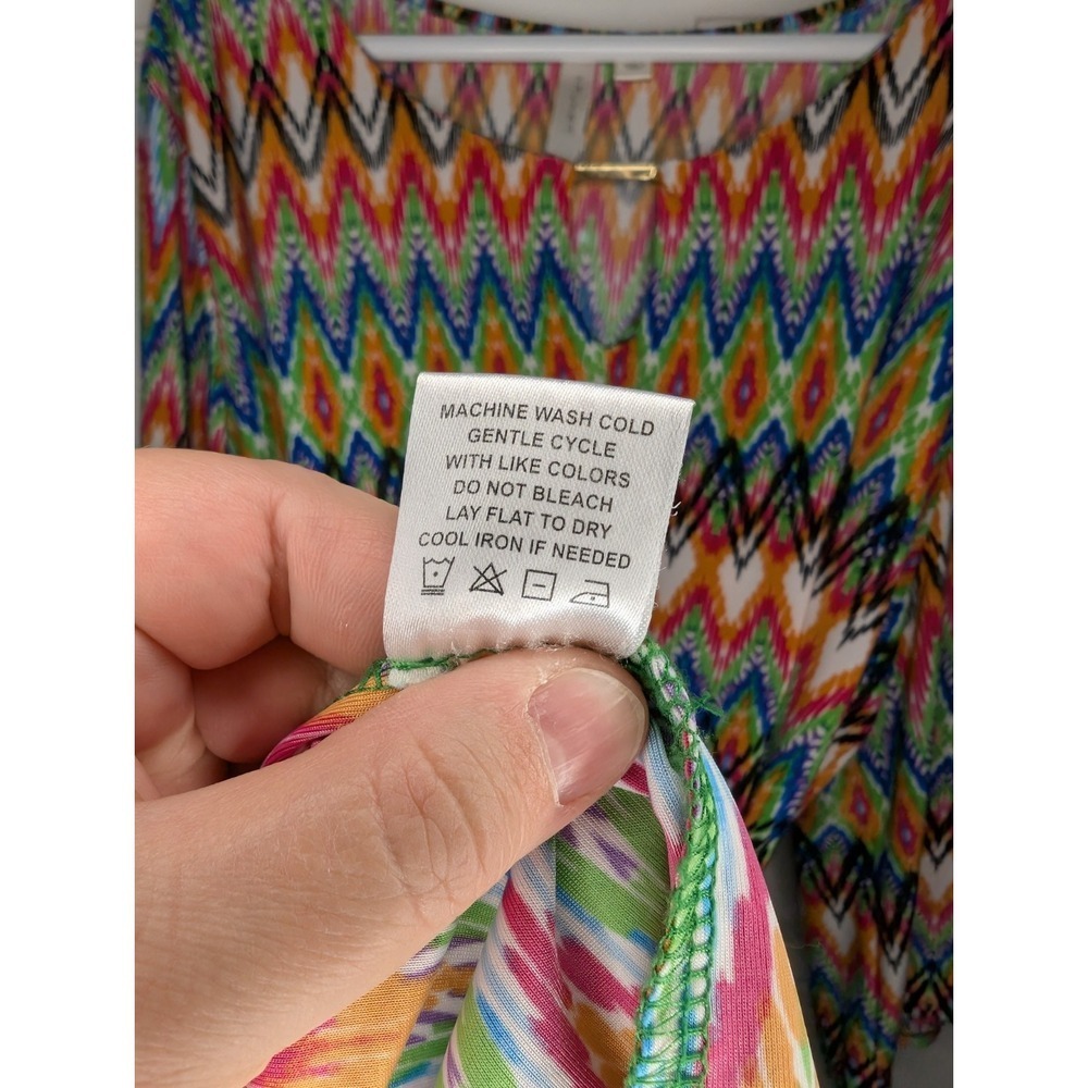 Tacera Women's Dress Size 3X Multi Colored Chevron Stripe Stretchy Keyhole EUC - Picture 7 of 7